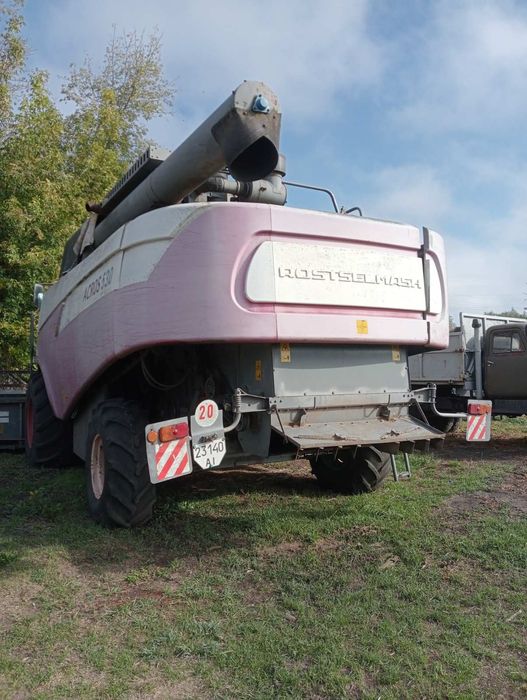 Комбайн АКРОС 530