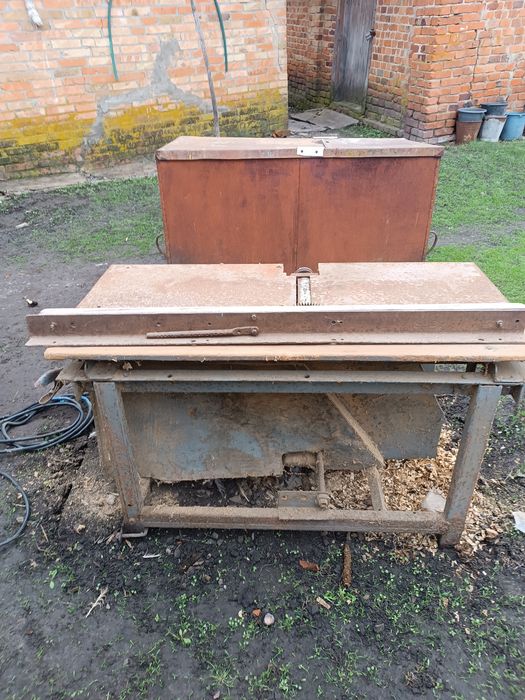 Продам циркулярку з стругальним станком в відмінному стані