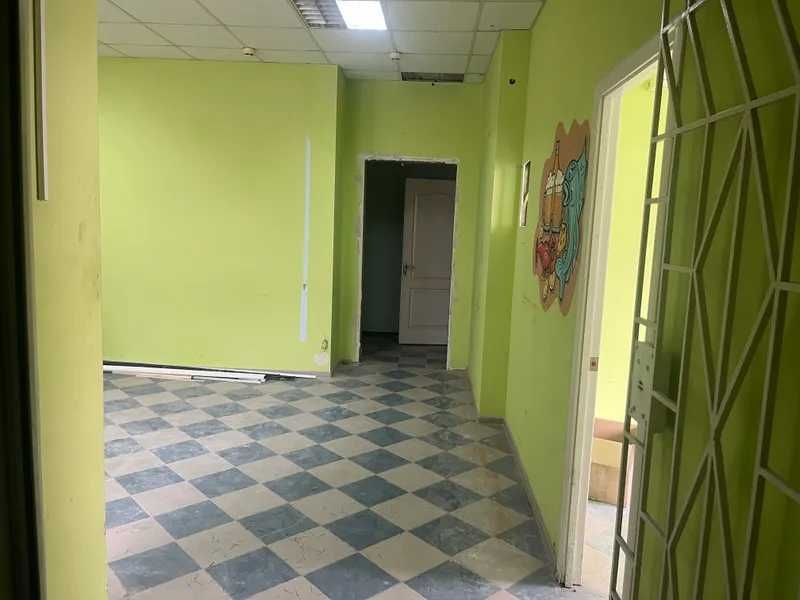 Фасадне приміщення 98.5 м² у самому центрі Прилук – під ваш бізнес!