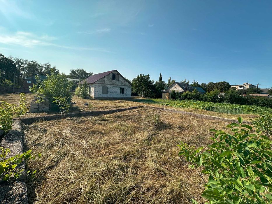Продам капітальний житловий будинок, 10 хвилин від метро Індустріальна