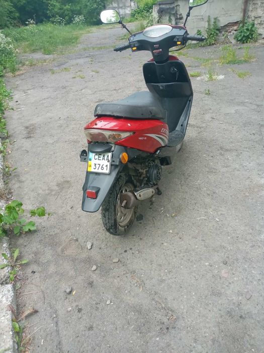 Продам скутер все працює дзвоніть