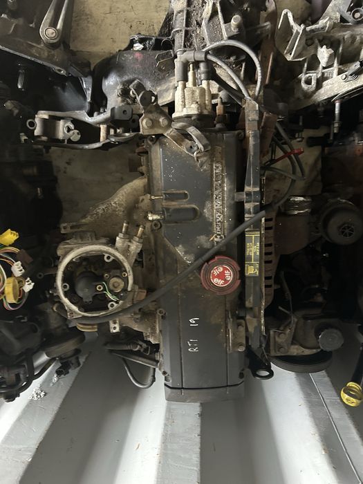 Varios motores a funcionar