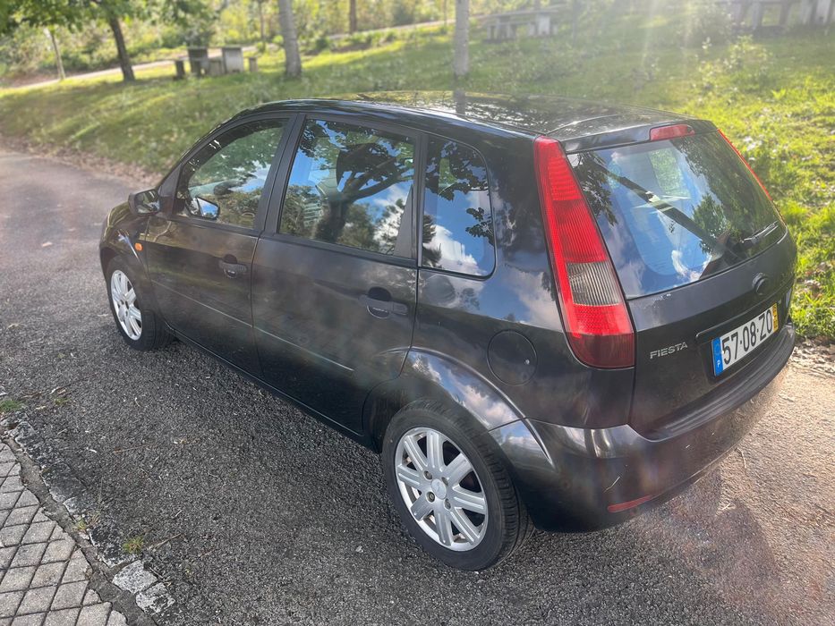 Ford Fiesta 1.2 gasolina