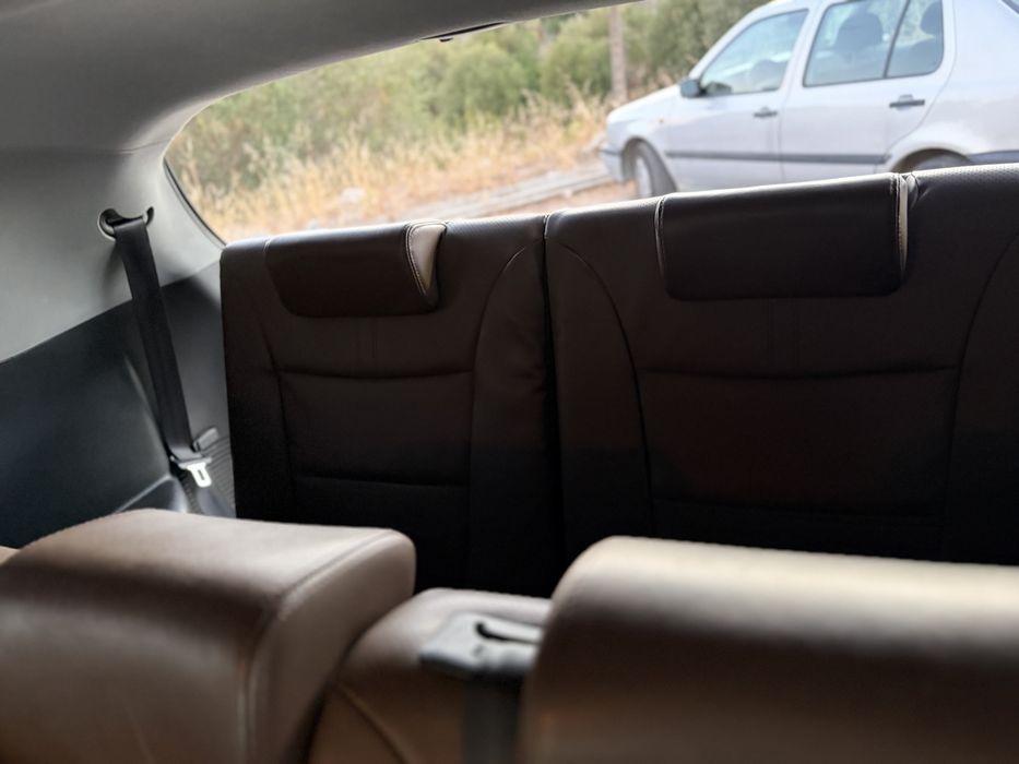 Kia Sorento 2.0CRDI 150cv 7 lugares 2011 Oportunidade de negócio Naciokal