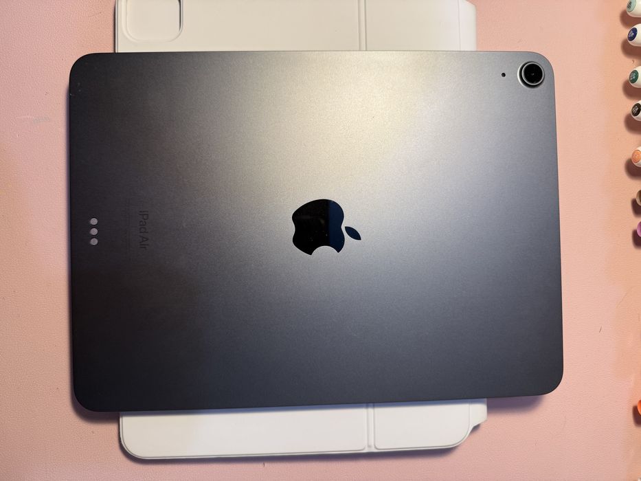 iPad Air 11” 5ª geração 64Gb + Apple Magic Keyboard + Apple Pencil