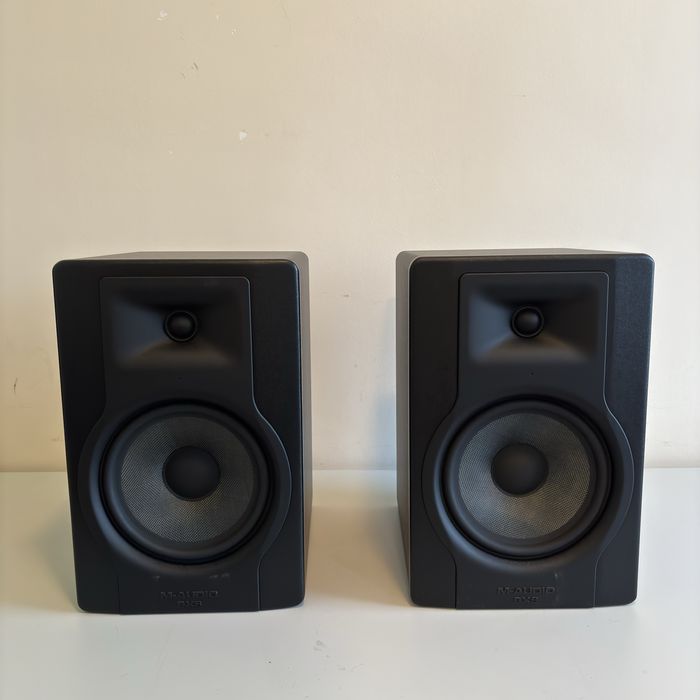 Monitory studyjne m audio bx8 d3 plus statywy
