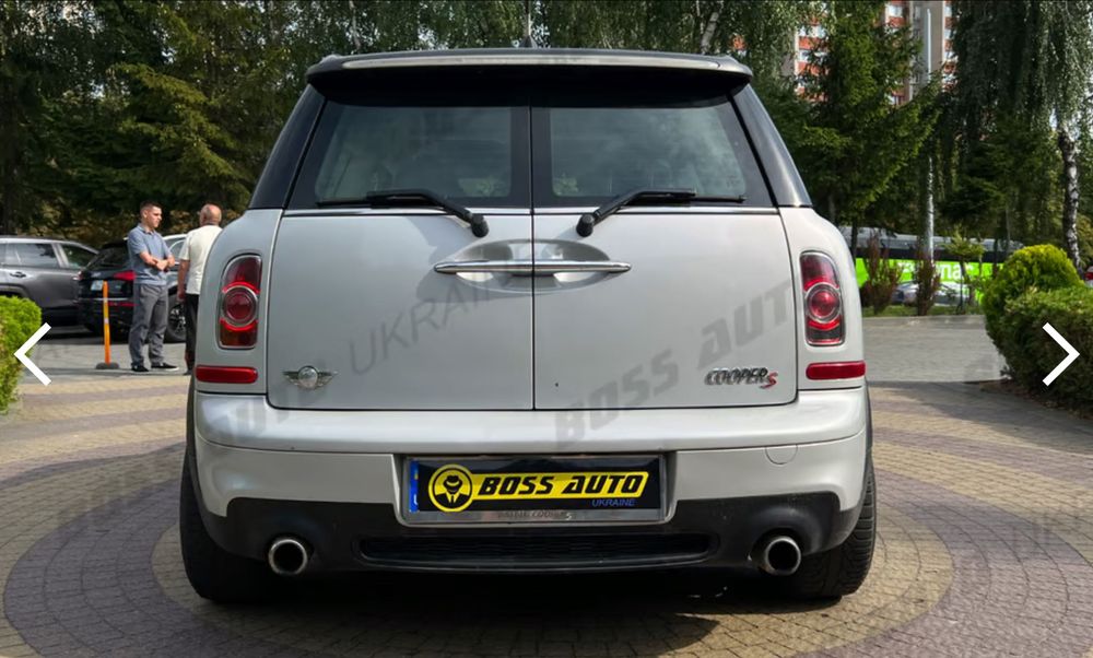 MINI Cooper Clubman S 2011
