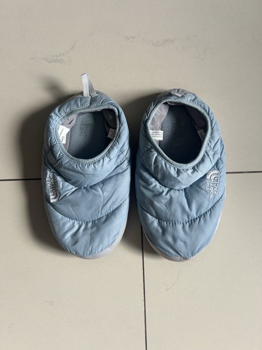 жіночі пухові тапочки (мули/боті) The North Face