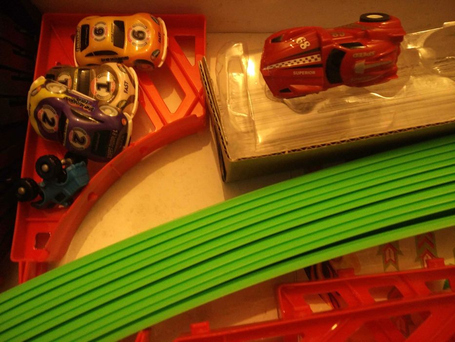 Pista de Carros com Loopings