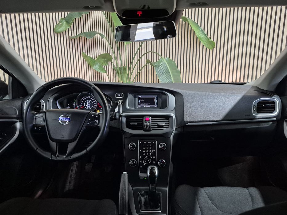 Volvo V40 1.6 D2 - 113.000KM | GARANTIA | NACIONAL
