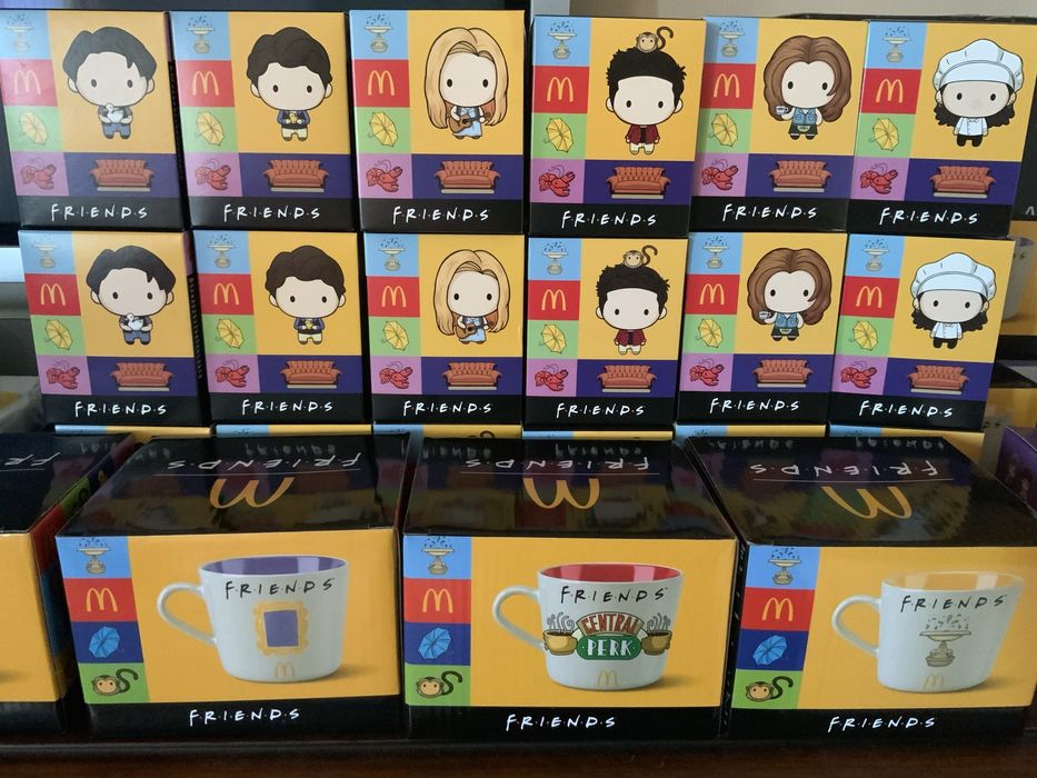 Іграшки чашки Friends Mcdonald’s Макдональдс