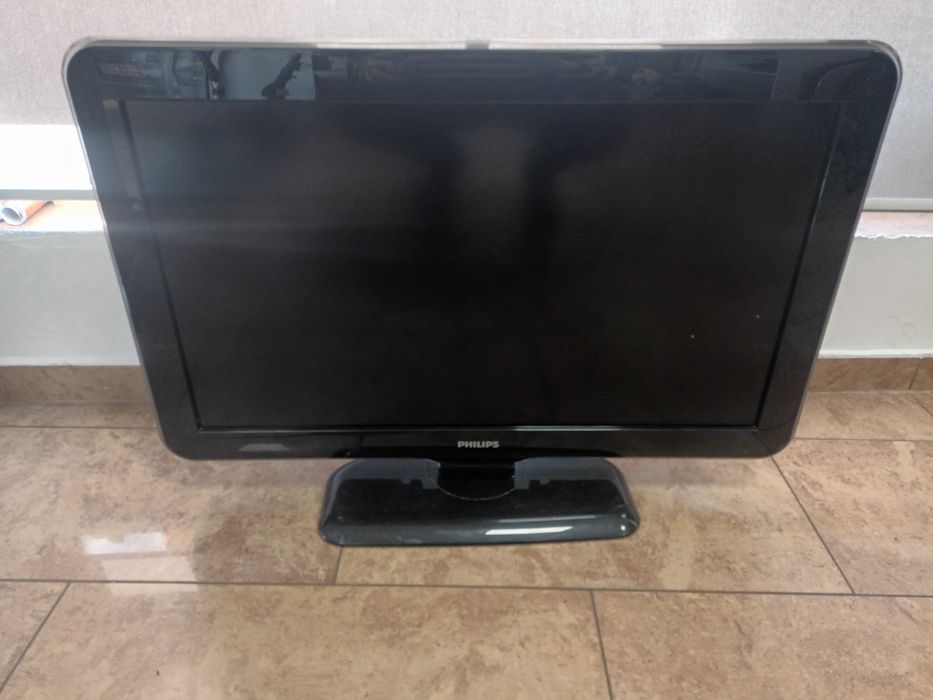 Telewizor LCD FULL HD PHILIPS  32PFL3605H 32" * brak zasilacza i pilota