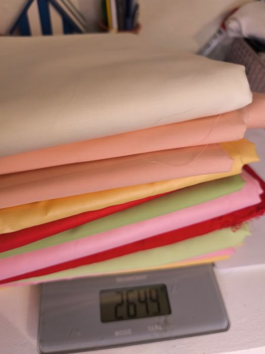 Lotes de tecidos lisos