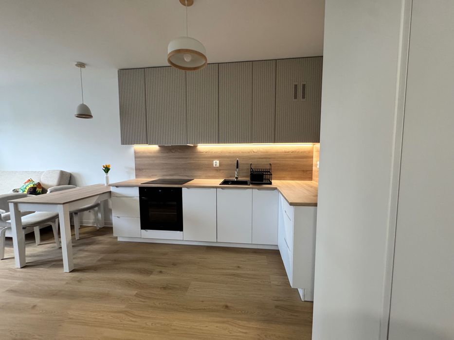 Do wynajęcia I 2 pokoje po generalnym remoncie | balkon | Sady żoliborskie | 35,5 m²
