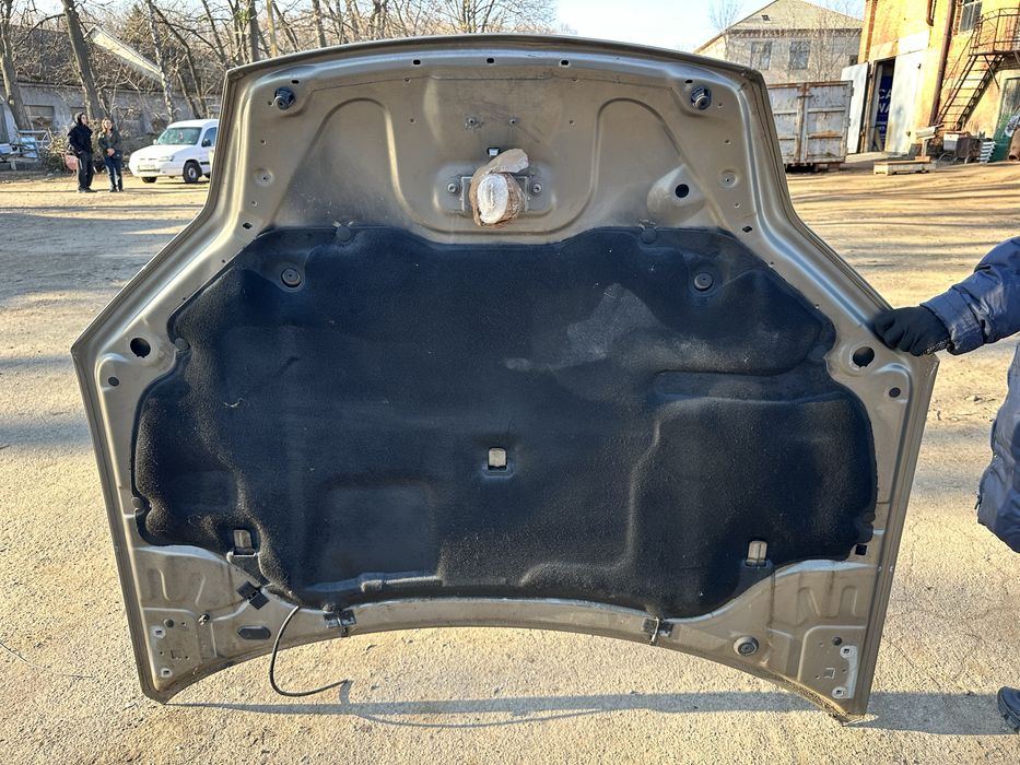 Капот Рено Лагуна 3 Renault Laguna III 2007—2015