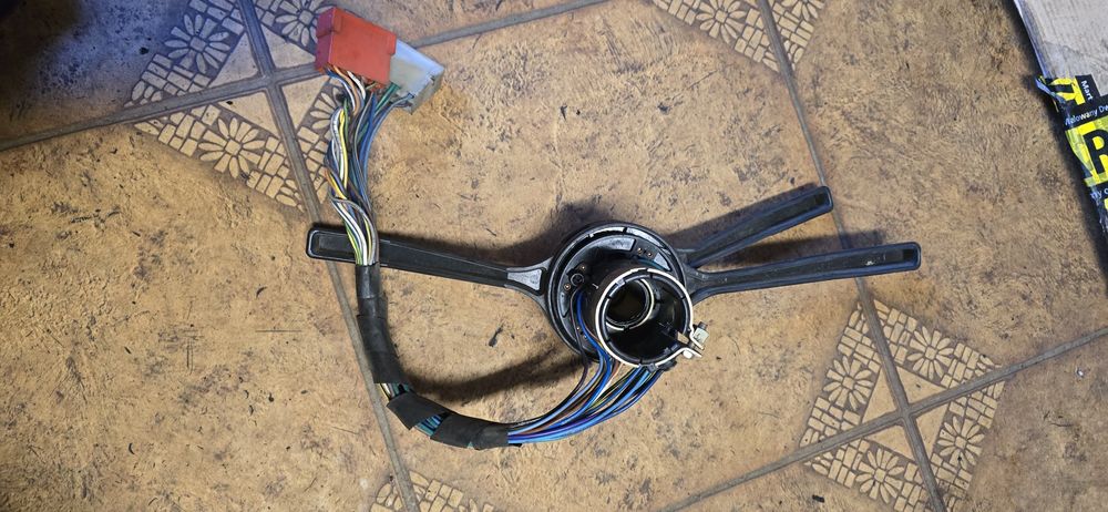 Manetka  przełącznik zespolony Polonez  Caro Atu