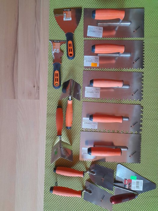 komplet profesjonalne narzędzia murarskie Motive