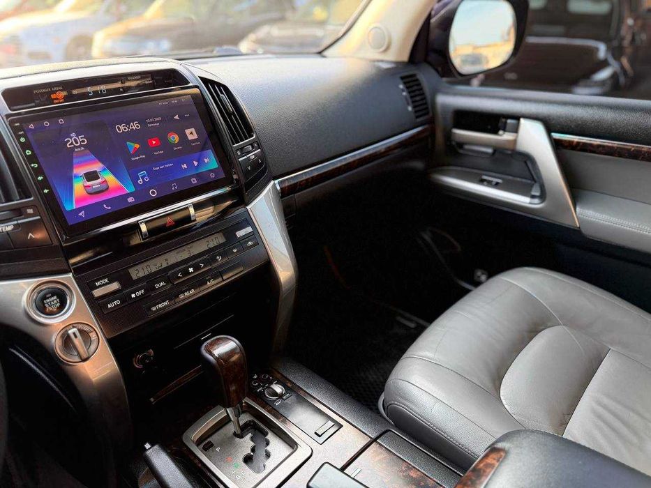 Toyota Land Cruiser 200 2007p