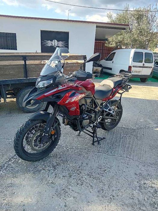 Benelli 502x excelente