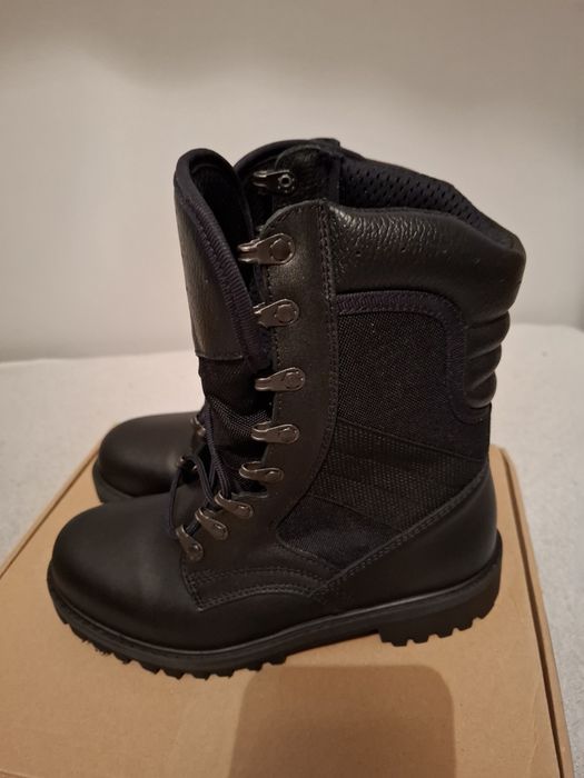Buty wojskowe letnie czarne 25.5 cm roz. 40.