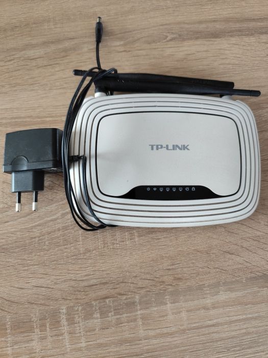 Router TP LINK TL - WR841N