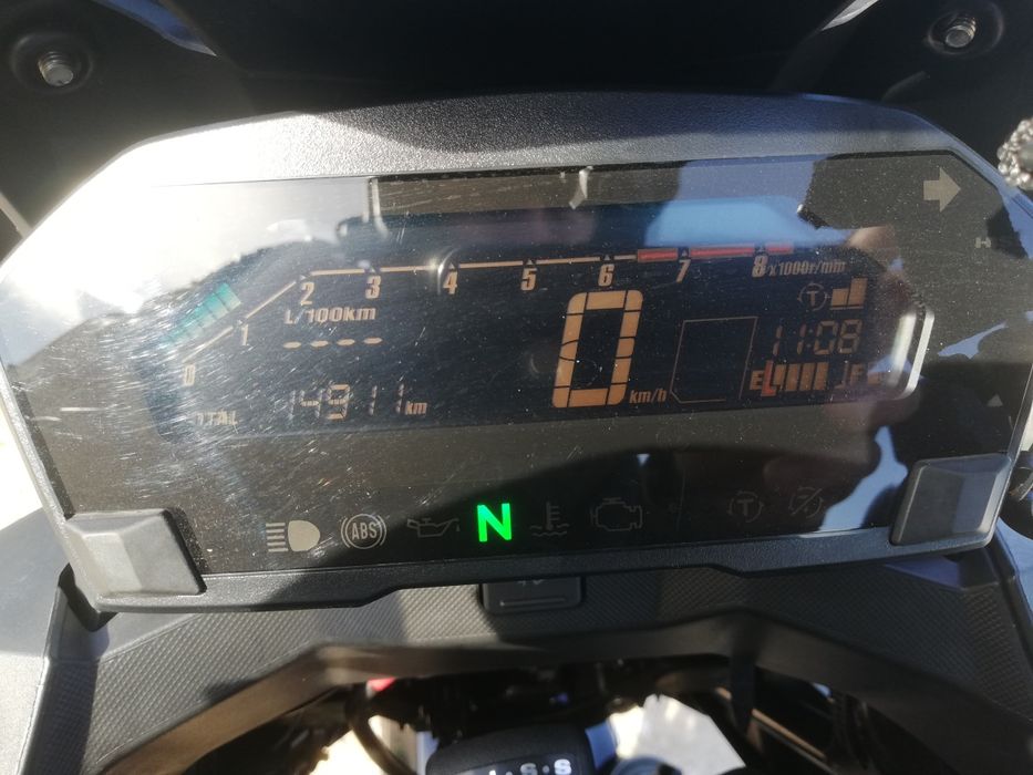 Honda NC750x (como nova)