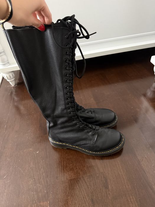 Нові високі Dr. Martens чорні шкіряні, р. 42
