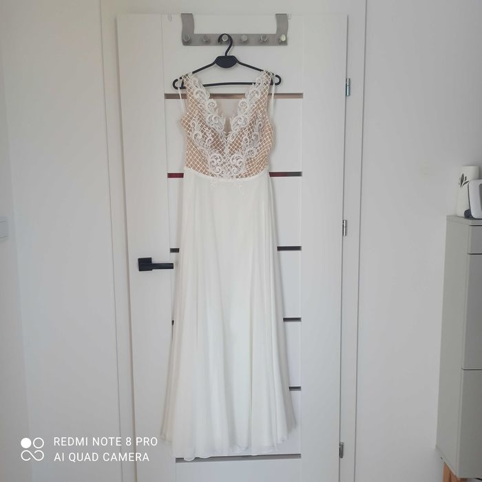 Sprzedam suknię ślubną L