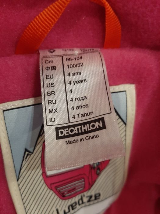 Fato de neve em bom estado