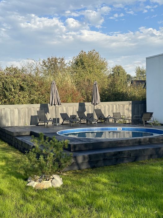 Оренда будинку з чаном та басейном