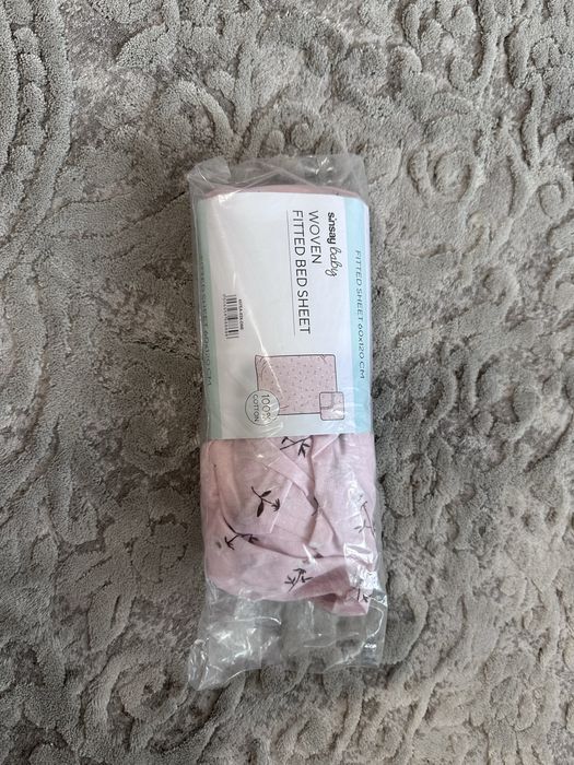 Простирадло на дитяче ліжечко