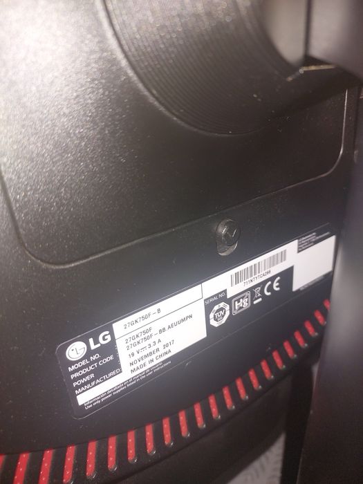 LG 27GK750F ("White Screen of Death")