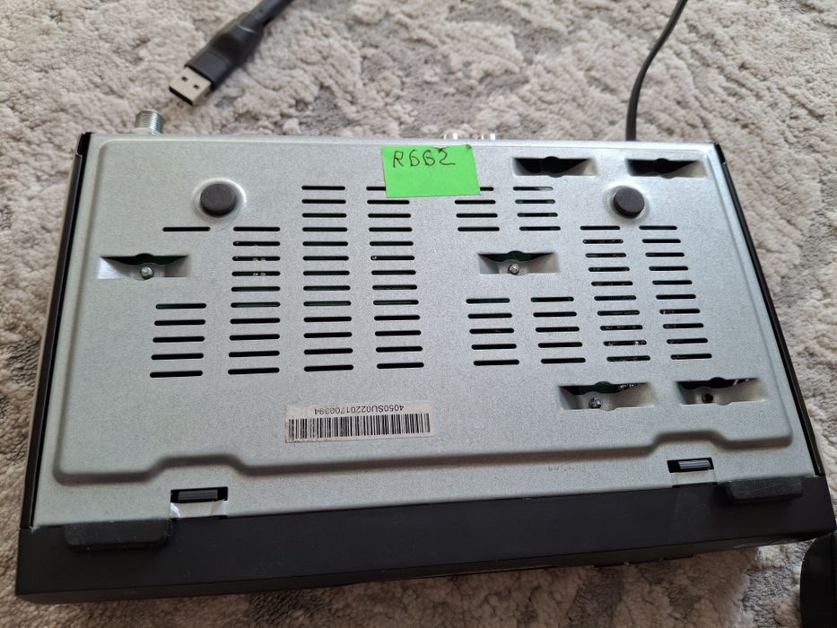 Супетниковий тюнер + антена інтернет