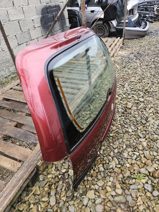 Кришка багажника Скло Опель Омега Б Ляда Opel Omega B Розборка шрот