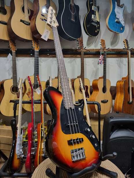 Aria Jet B gitara basowa 4str. ARIA Pro-II Jet-B 3TS Japan Aleksandria ...