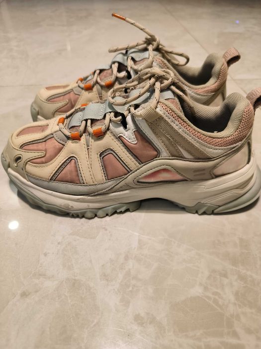 Кросівки Zara 35 розмір