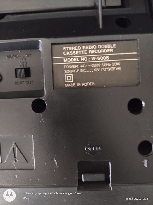 Samsung model w-600s