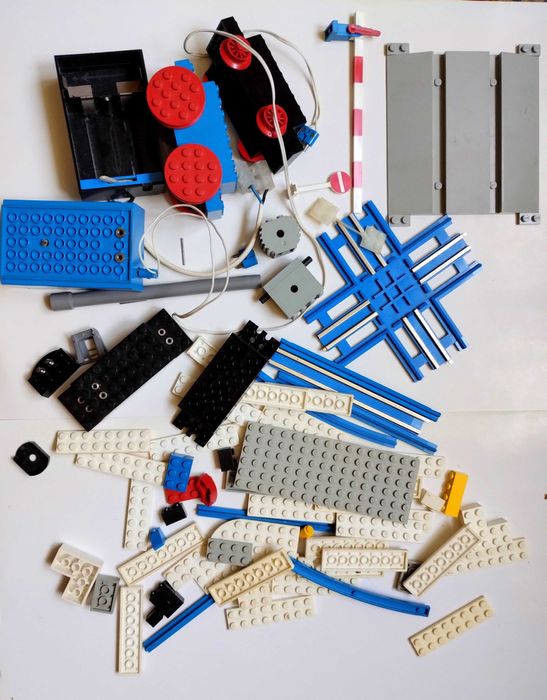 Конструктор Лего ЖД Железная Дорога