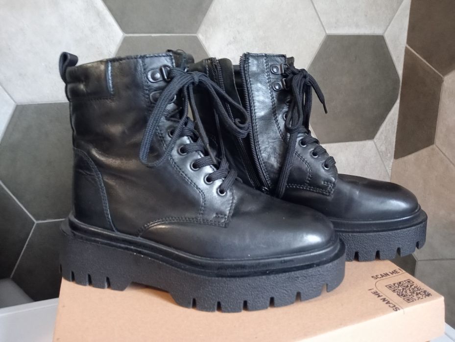 Sprzedam buty Lasocki