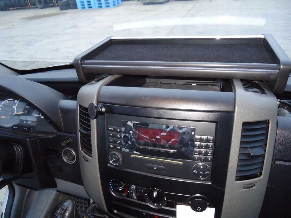 Półka Środkowa Deski Konsoli Mercedes Sprinter Volkswagen Crafter