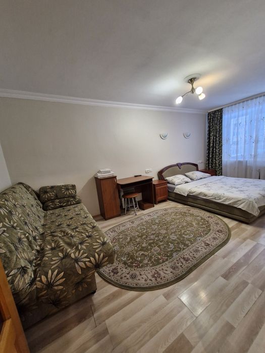 З 20.02.Бронюю.1 -но кімнатна Героїв Майдану 63 а