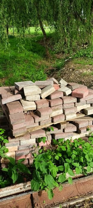 Kostka brukowa "naturyt" bruk-bet