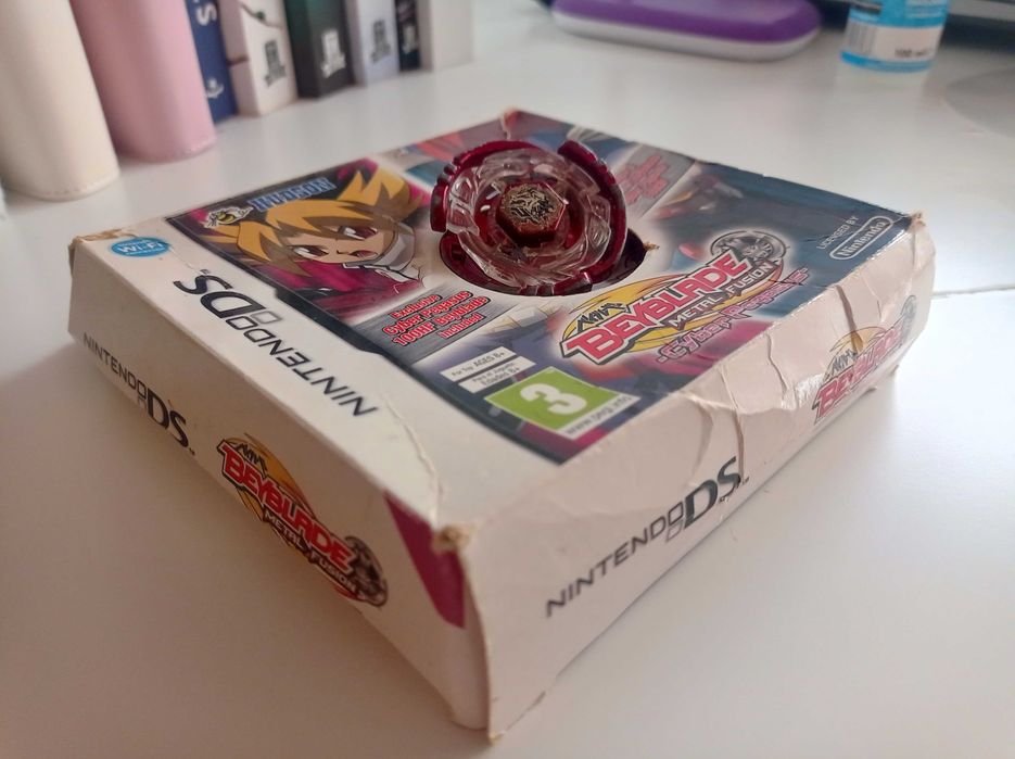 Beyblade Metal Fusion Cyber Pegasus - Nintendo DS - com Beyblade