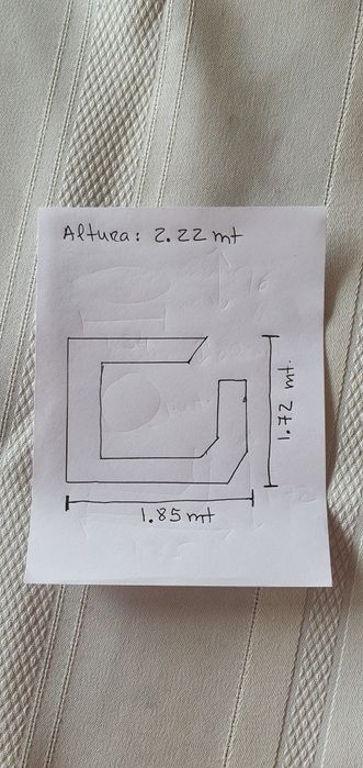 Bar em madeira maciça