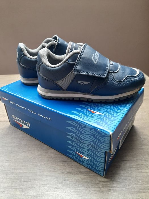 Buty dziecięce chłopięce 25