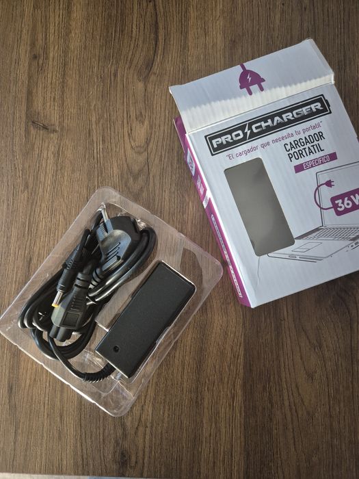 Carregador Portátil "PRO CHARGER"