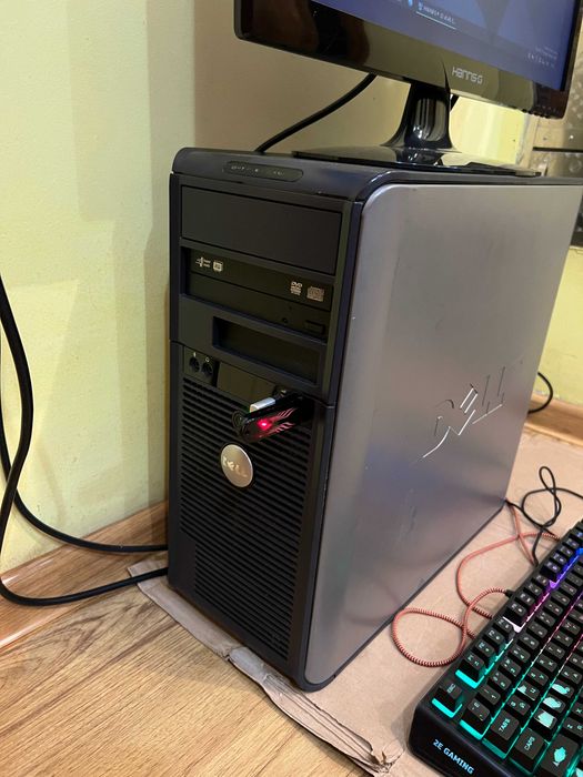 Комп'ютер Dell OptiPlex GX620 MT Intel Pentium D 820 / GeForce GT 210 / 305W