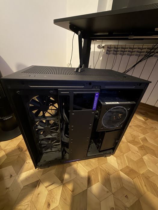 Komputer gamingowy RTX 5080 OC, Ryzen 9 9950X3D, 32 GB RAM, SSD 4,5 TB