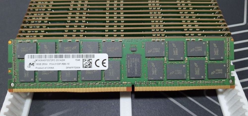 Memória RAM ECC DDR4 16GB 2133MHz