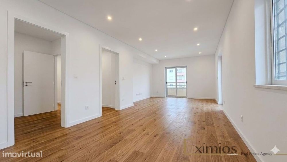 Apartamento T3 remodelado, no Centro da Póvoa de Varzim